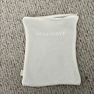 Honeylove White Mesh Pouch